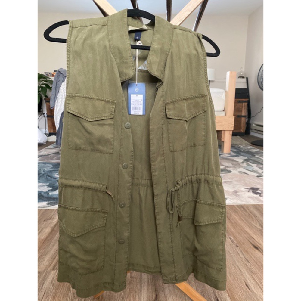 Army green vest